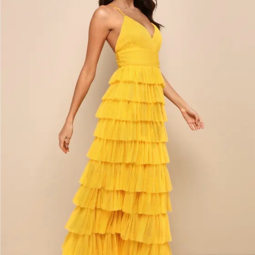 NWT Lulu's Vibrant Yellow Tiered Maxi Dress